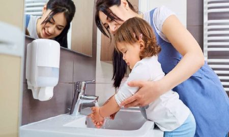 Kebiasaan Tentang Kebersihan Diri Yang Wajib Diajarkan Pada Anak