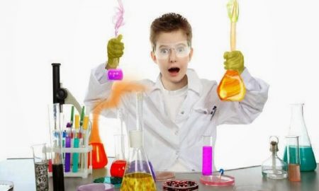 Yuk Kenali Manfaat Anak Belajar Sains Untuk Kecerdasannya
