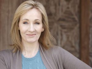 Cerita Inspiratif J.K. Rowling Bangkit Dari Keterpurukan